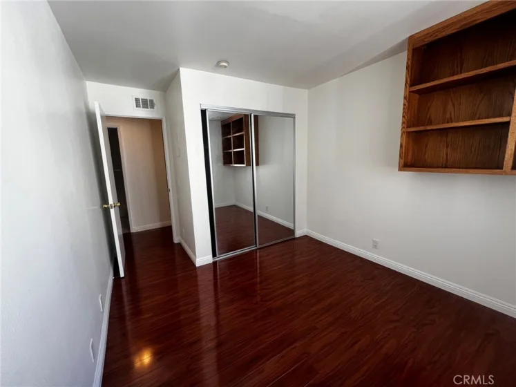 19451 Sherman Way #501 photo 12