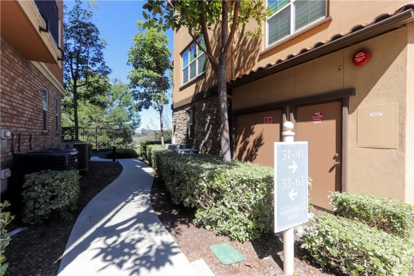47 Aliso Ridge Loop photo 8