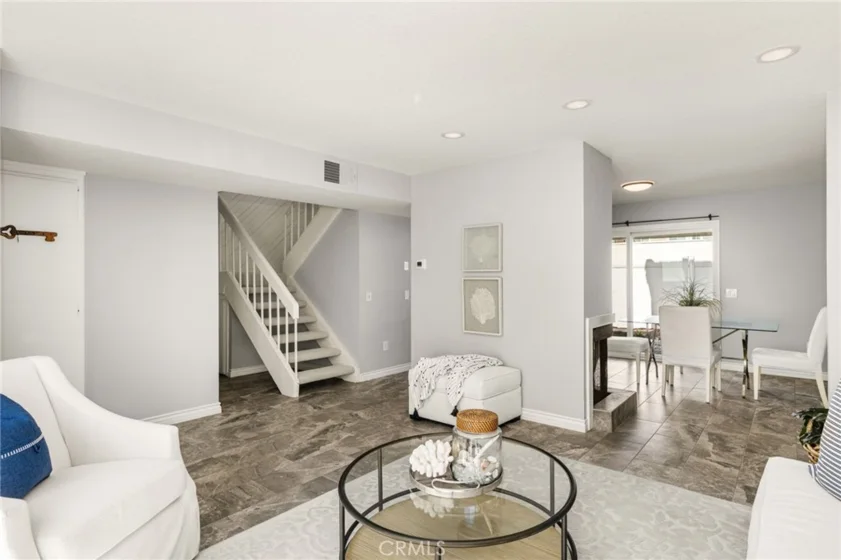 6931 Danvers Drive photo 12