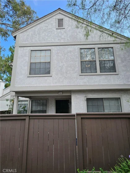 9060 Candlestick Lane photo 1