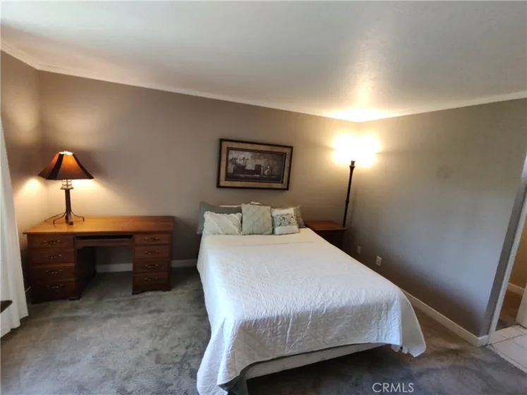36 Woodleaf photo 18