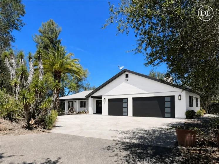 26355 Avenida Del Oro photo 1