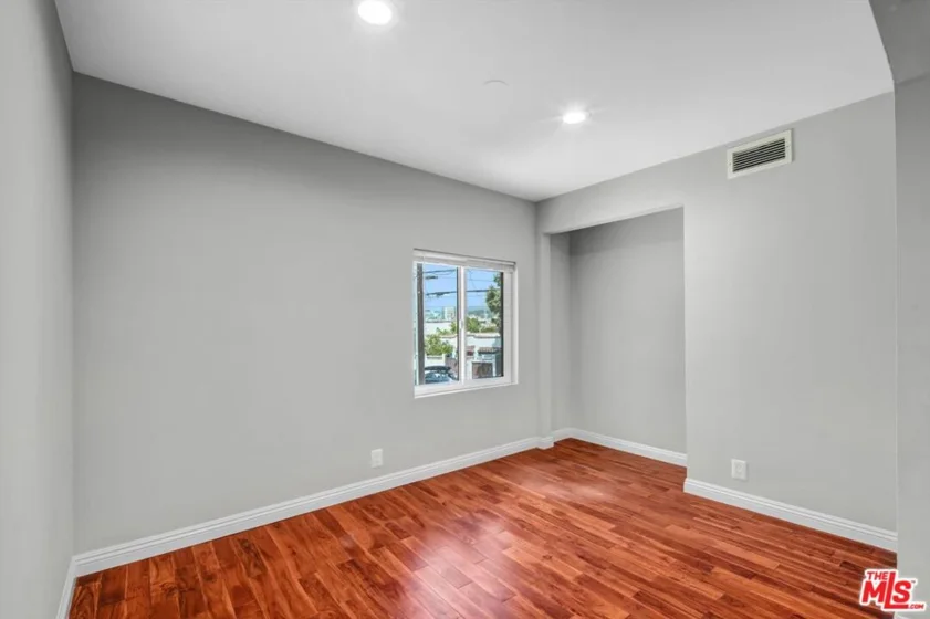 1766 Griffith Park Boulevard #1 photo 21