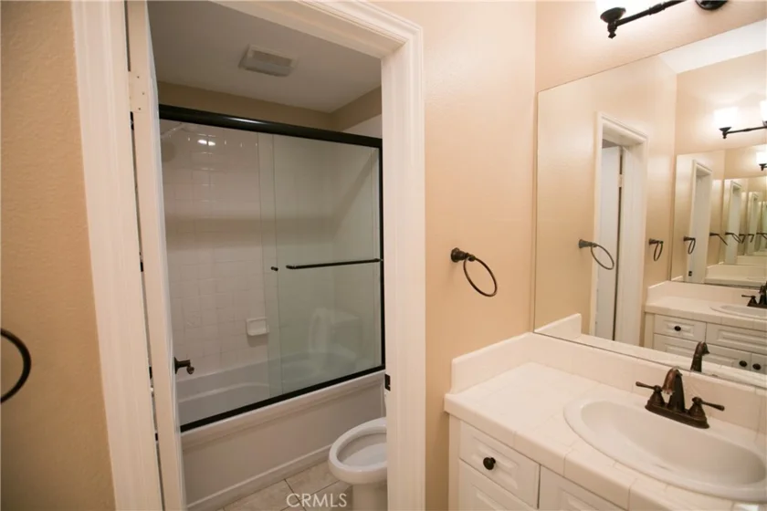 129 Chantilly photo 26