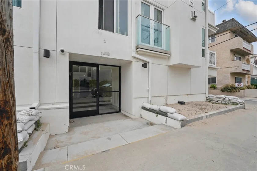 1 Jib Street #103 photo 26