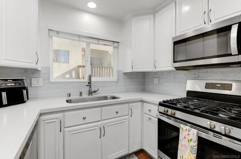 3631 Lemona #C photo 22