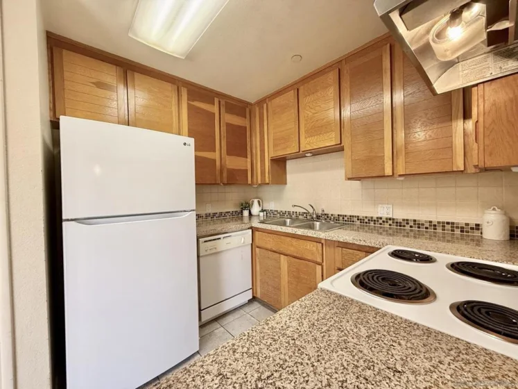 4082 Albatross Street #7 photo 18