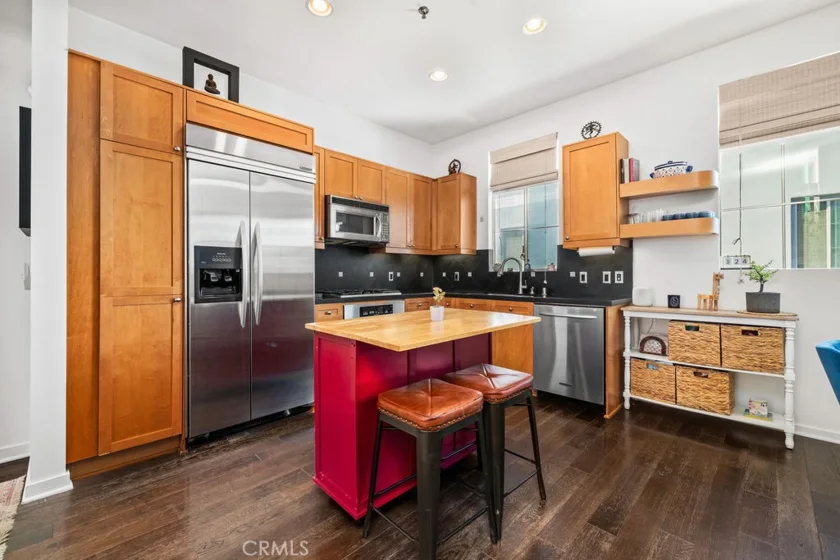 5300 Playa Vista Drive #5 photo 8