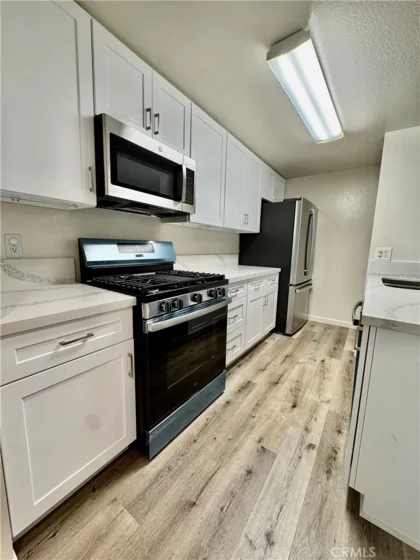 2501 S El Camino Real #23 photo 8