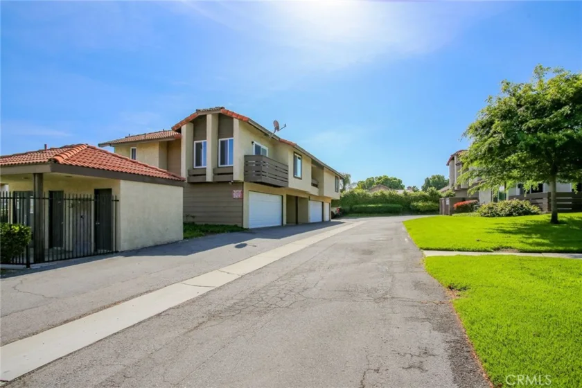 1300 Brentwood Circle #D photo 1