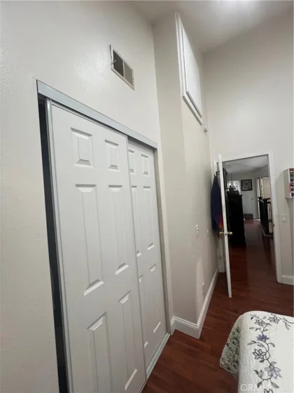 812 Inglewood photo 26