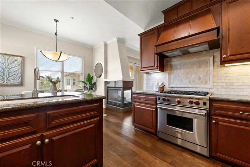 401 Bernard Street #409 photo 16