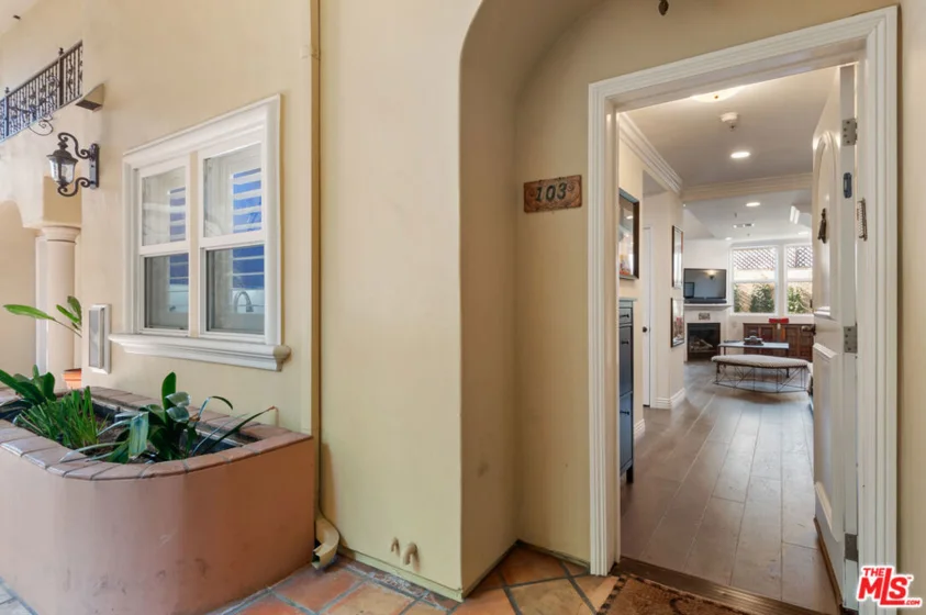 1050 N Edinburgh Avenue #103 photo 12