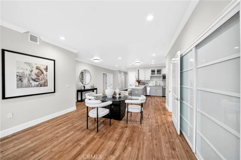 944 S Serrano Avenue #306 photo 35