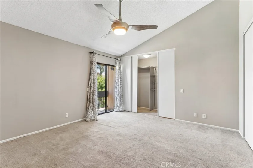 9600 Sylmar Avenue #19 photo 26