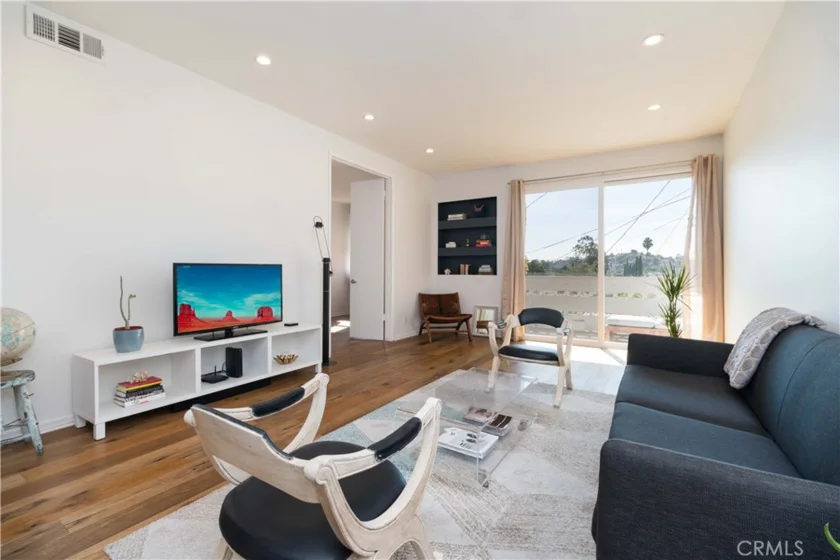 3315 Griffith Park Boulevard #104 photo 1