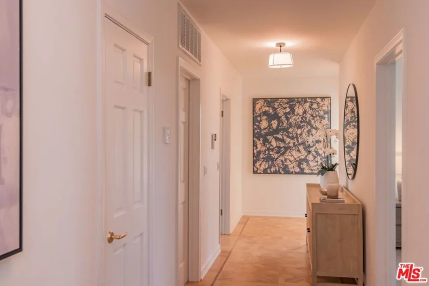 1044 5th Street #202 photo 2