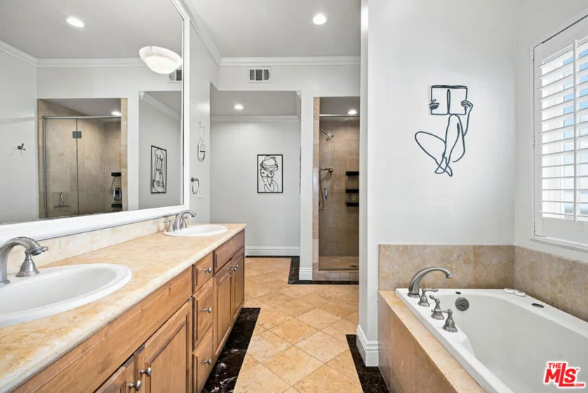 11840 Dorothy Street #302 photo 40