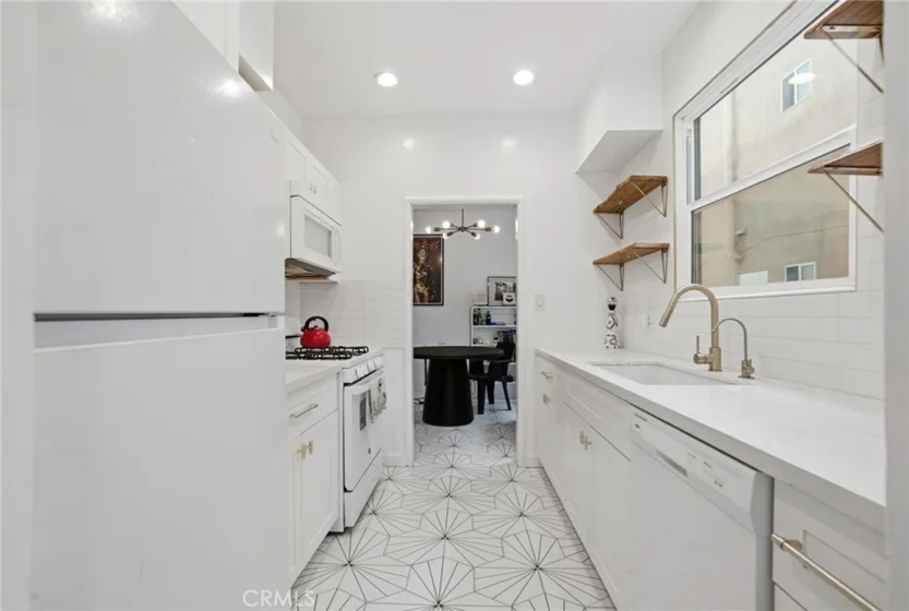 5084 Lemon Grove photo 29