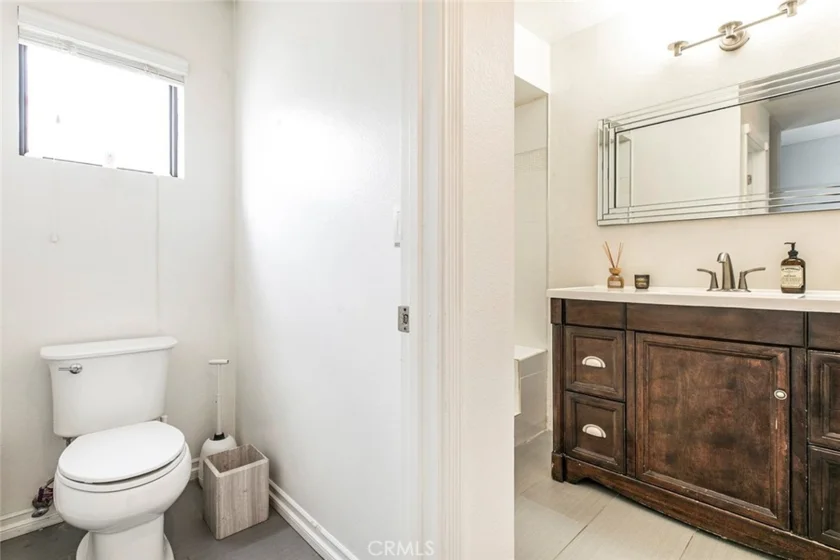 1340 Glenwood Road #4 photo 35