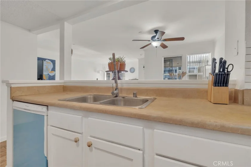 300 E Chestnut Ave. Unit #205 photo 8