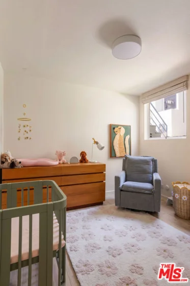 2433 28th Street #B photo 22