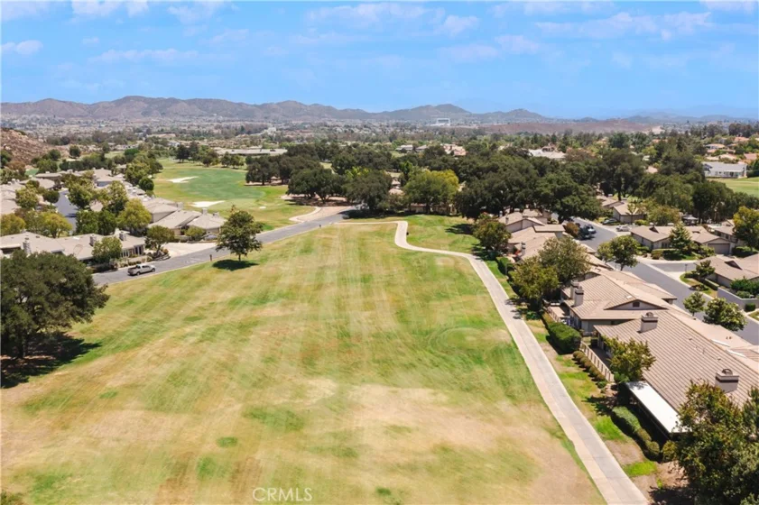 38321 Oaktree photo 27