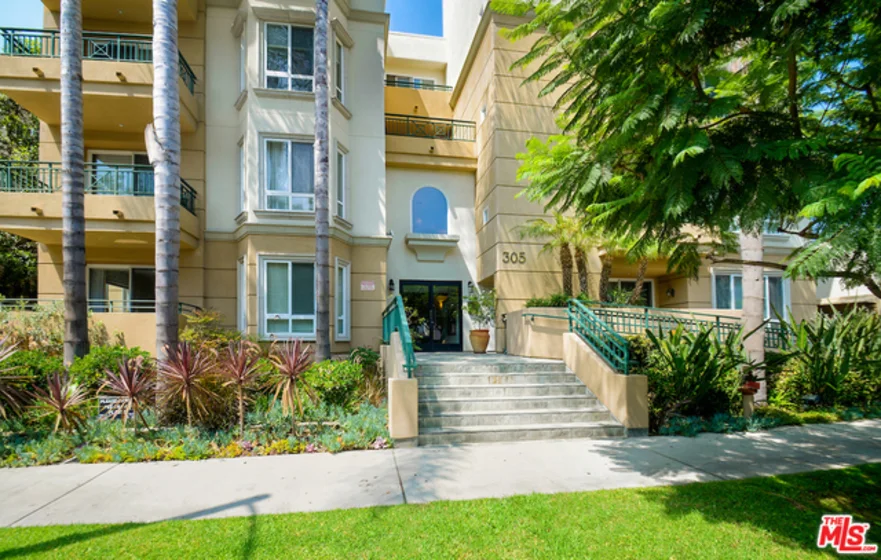 305 Arnaz Drive #301 photo 1