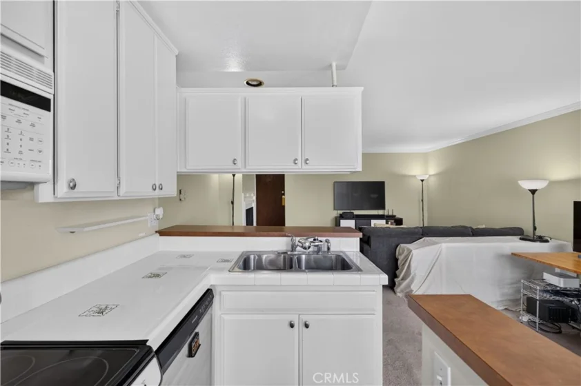 6151 Orange Street #320 photo 8