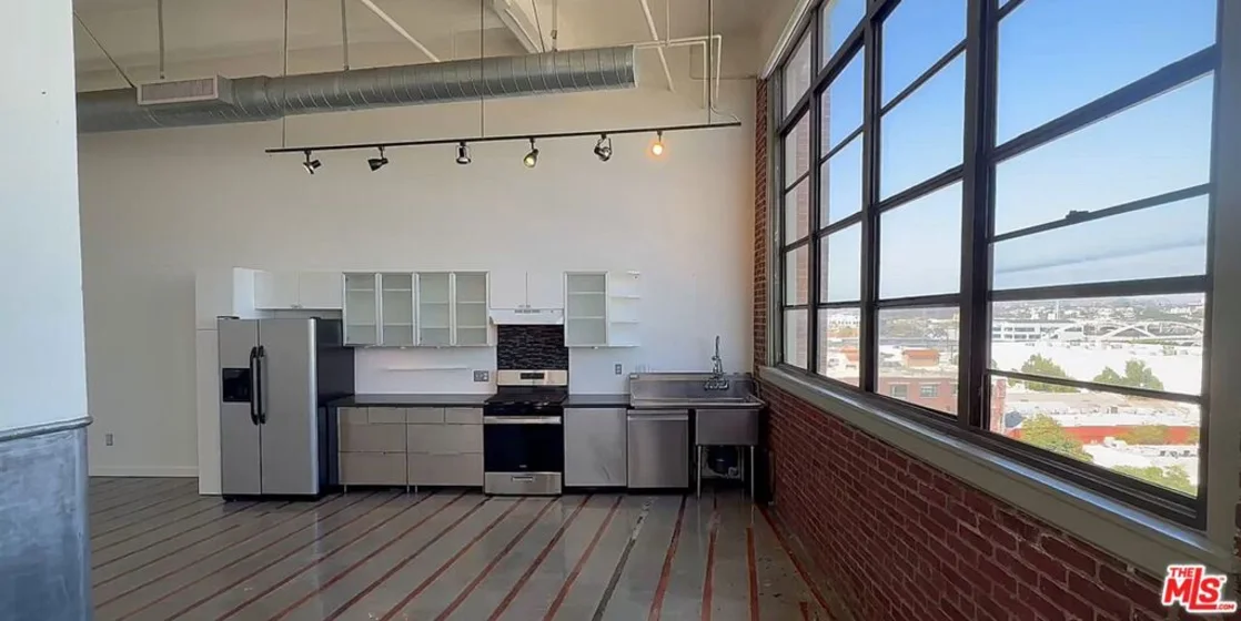 1850 Industrial Street #607 photo 7