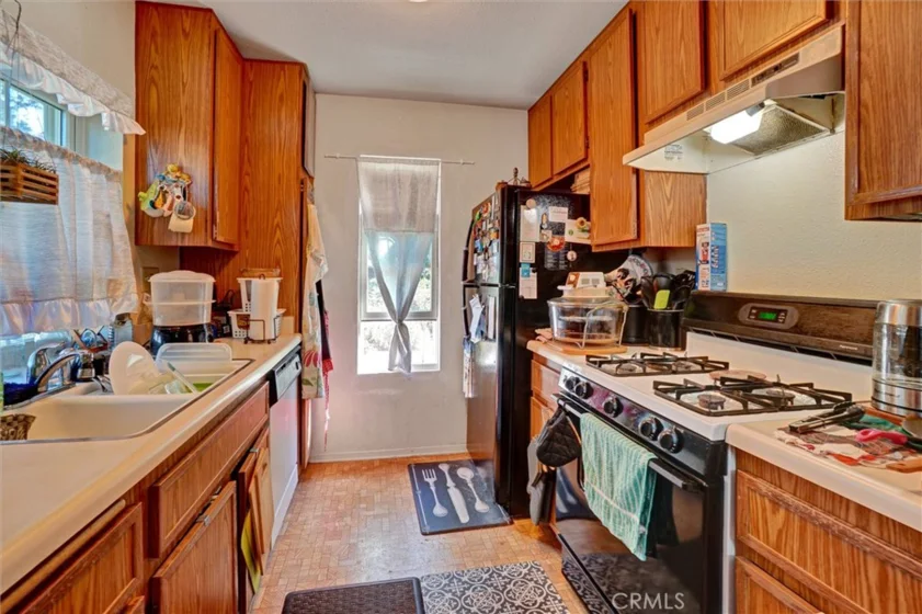 8470 Westmore photo 25