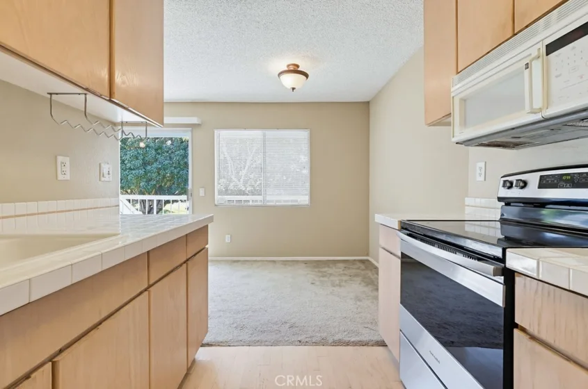 6028 Bixby Village Drive #96 photo 11