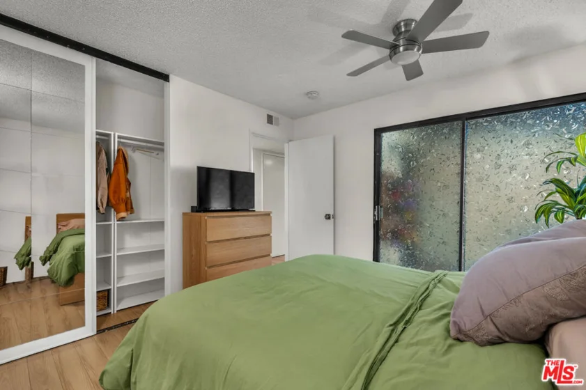 620 W Hyde Park Boulevard #111 photo 20