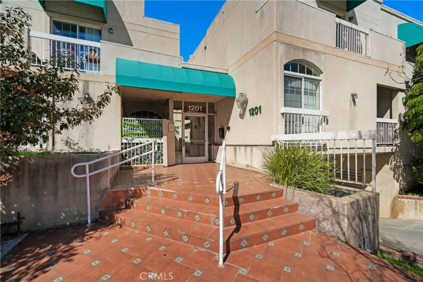 1201 Viola Avenue #106 photo 1