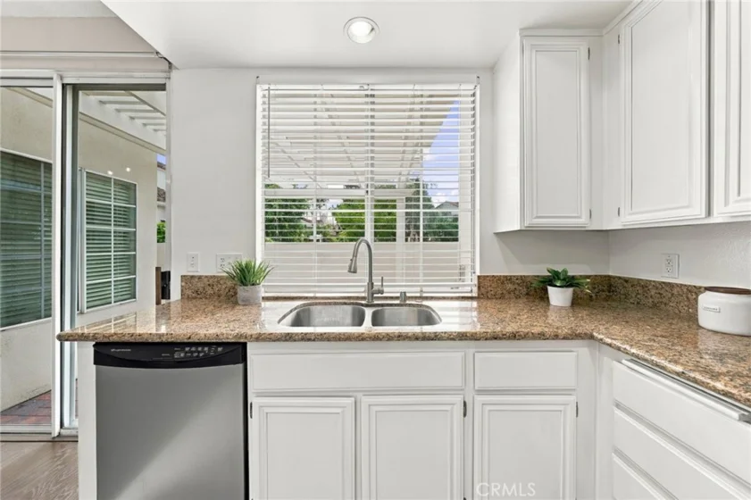 172 Almador photo 16