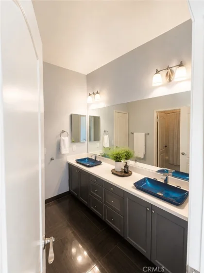 27511 Trefoil Street photo 9