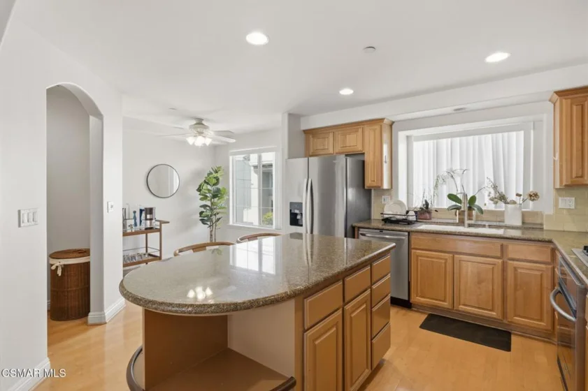 4106 W Kling Street photo 8