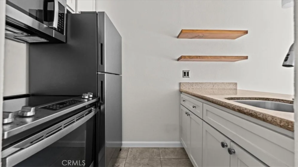 320 S Ardmore photo 19