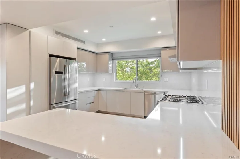 14157 Tiara Street #101 photo 12