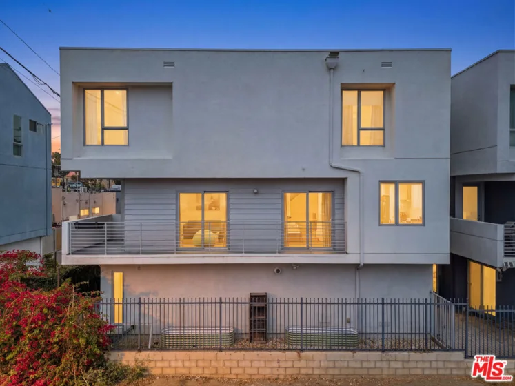11724 Culver Boulevard #10 photo 44
