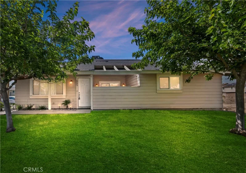 665 Walnut Drive photo 1