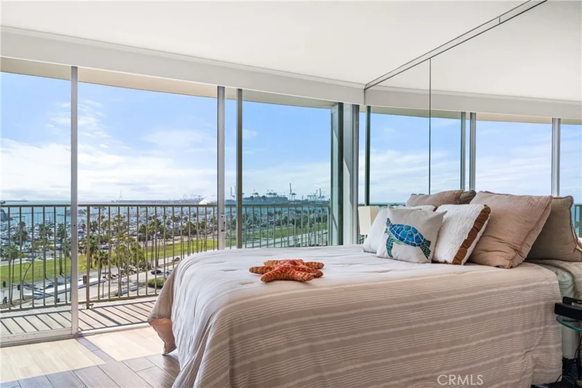 700 E Ocean Boulevard #1206 photo 26