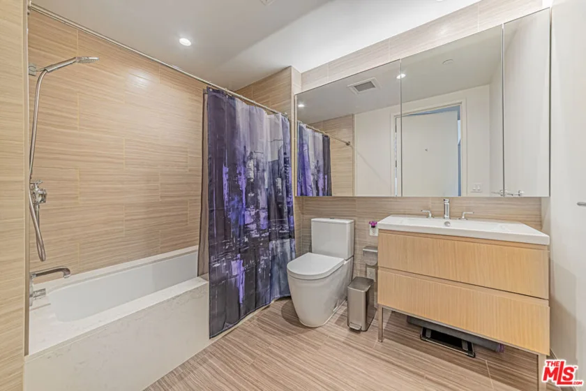 877 Francisco Street #806 photo 6