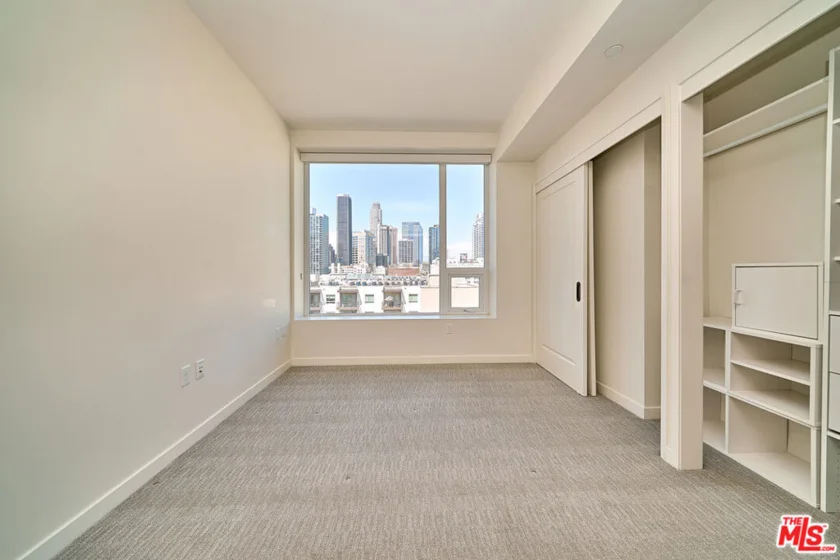 1050 S Grand Avenue #1008 photo 23