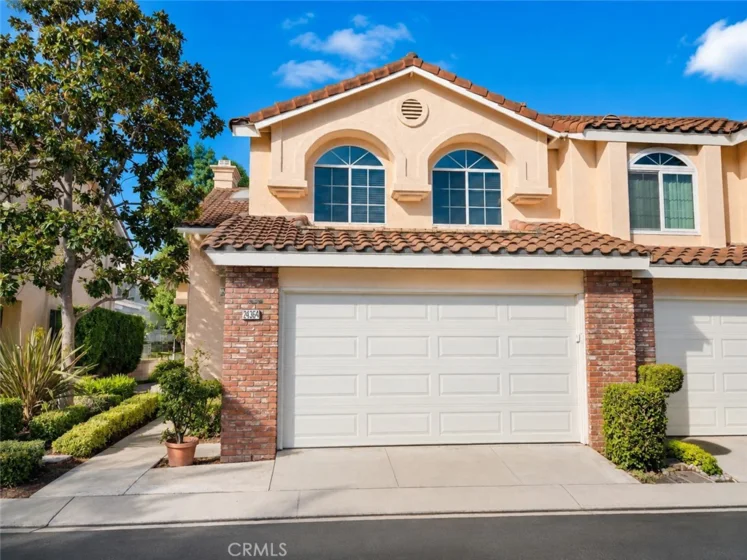 24364 Hilton Way photo 1