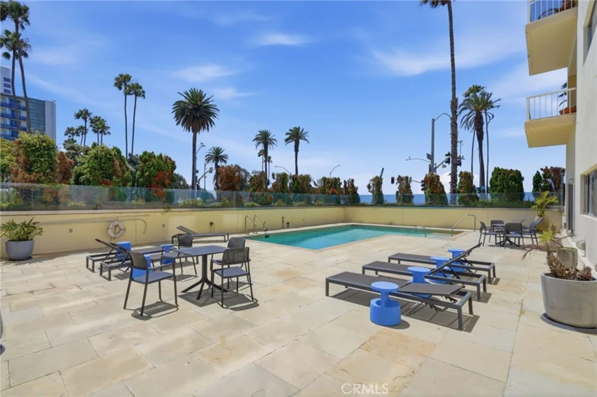 101 California #1104 photo 27