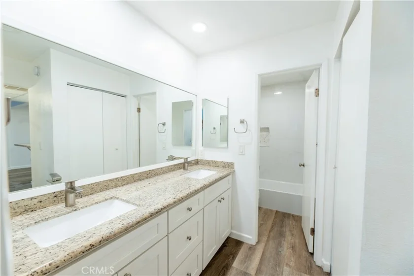 6275 Canoga #61 photo 14