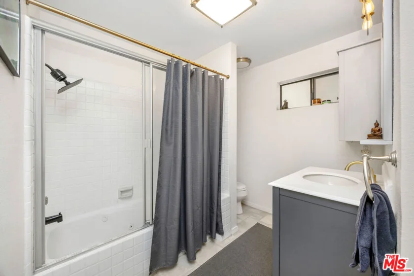 11982 Kiowa Avenue #307 photo 6