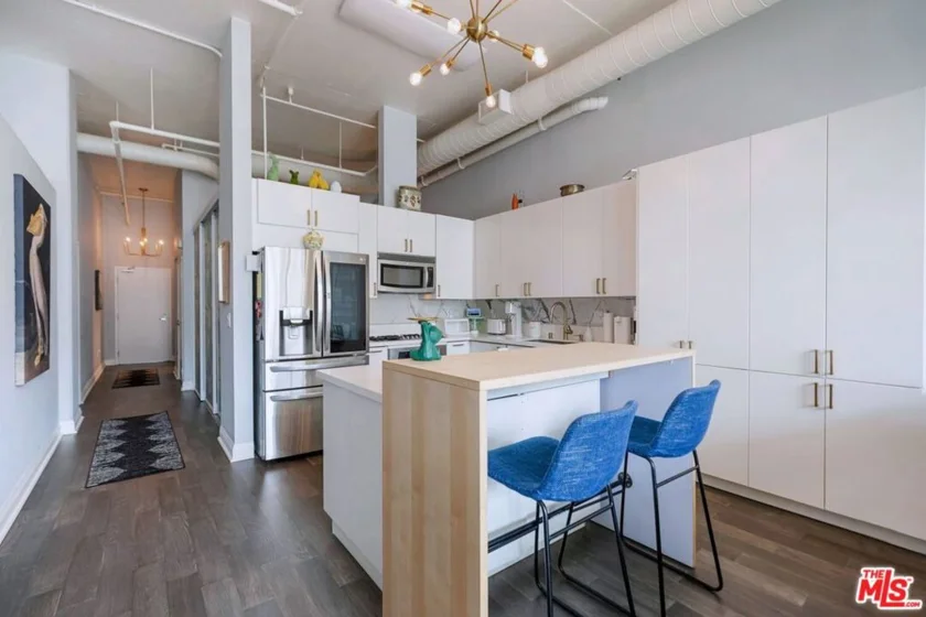 645 W 9th Street #740 photo 9