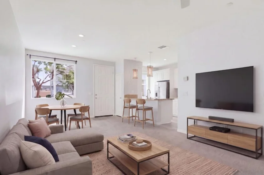 505 Turnstone photo 2